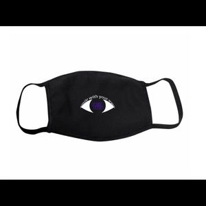 One-Size Black “Smile With Your Eyes” Cotton Mask